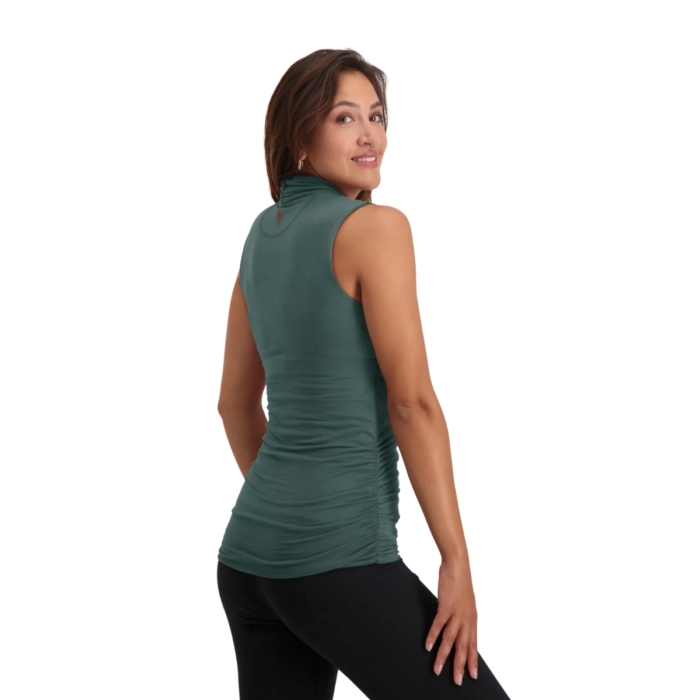good-karma-yoga-top-shirt-flying-mat-yoga-freiburg-forest-4