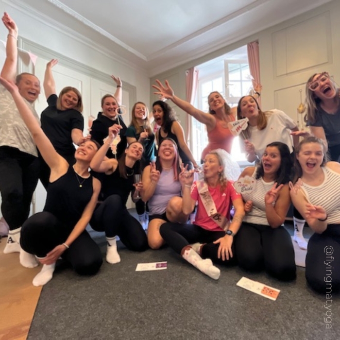 yoga-junggesellinnenabschied-freiburg-flying-mat-yoga-2