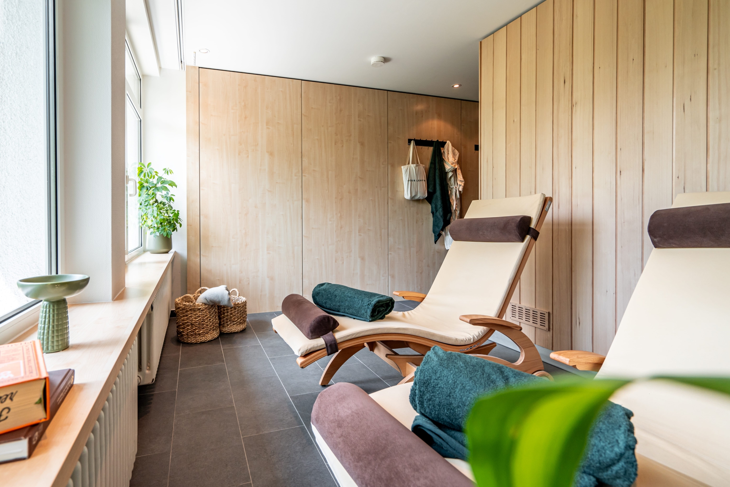 yoga_retreat_flying_mat_yoga_schwarzwald_fotos_156