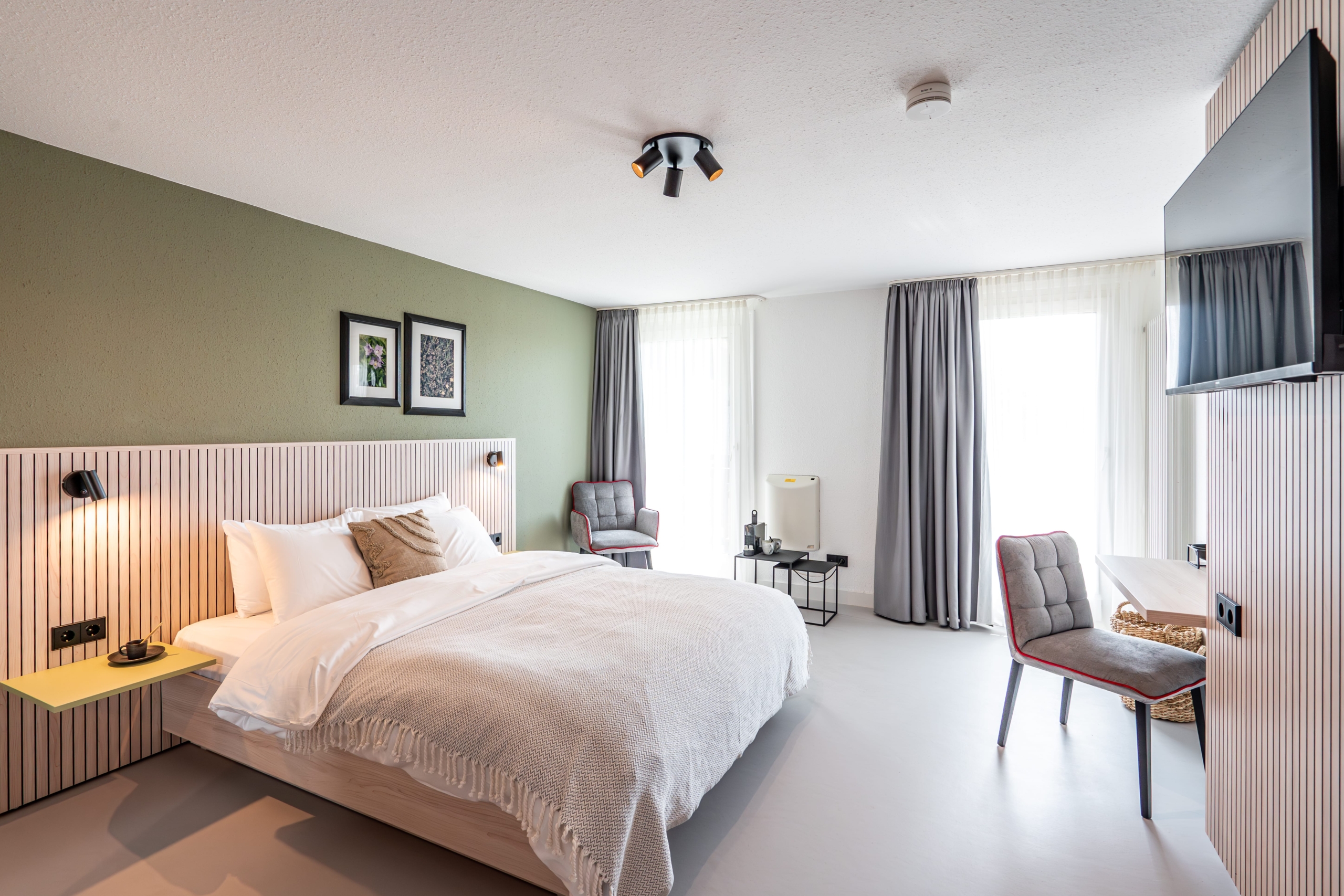 yoga_retreat_flying_mat_yoga_stuub_fotos_hinterzarten_schwarzwald_zimmer_2